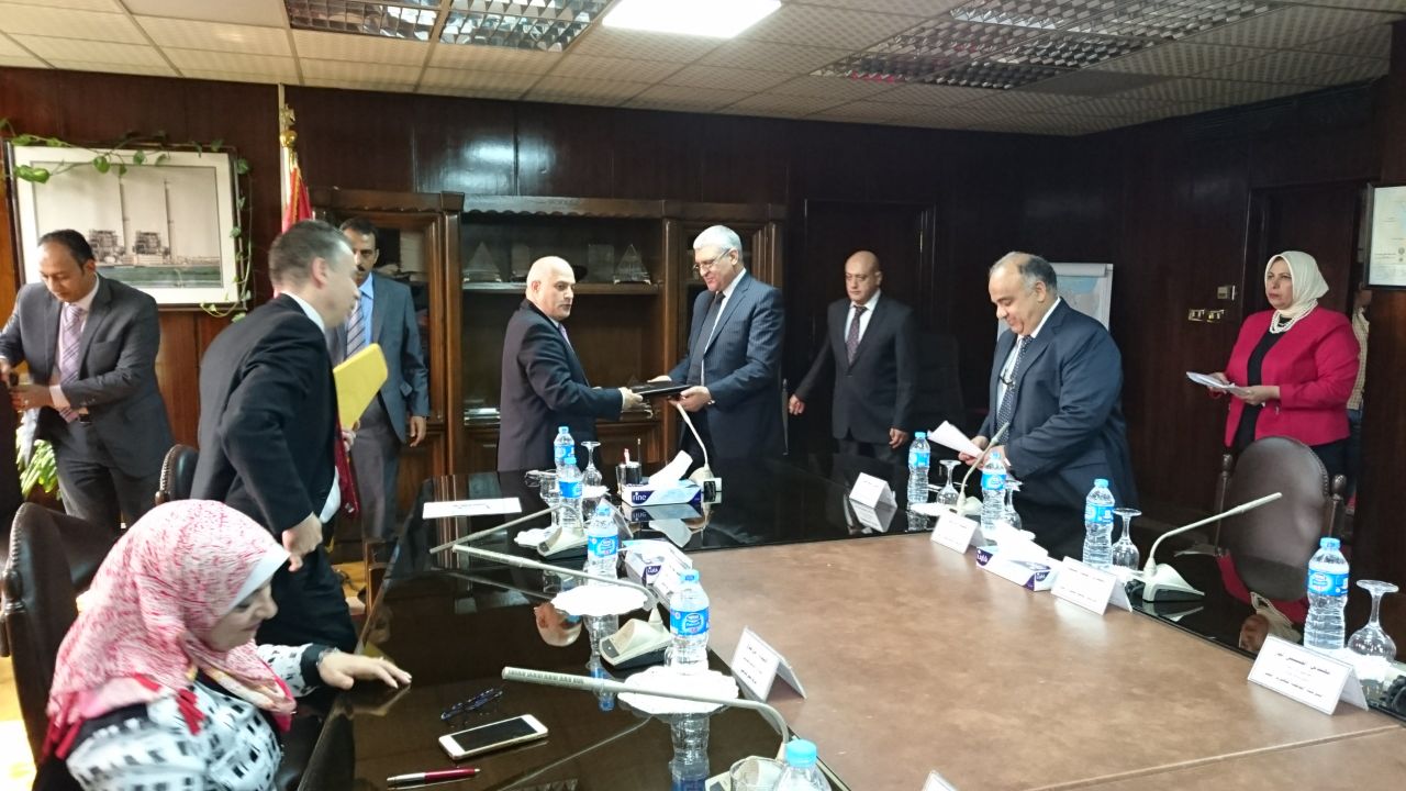 توقيع عقد حزمة  التأمين الشامل لمشروع اسيوط 3 بالوليدية.....