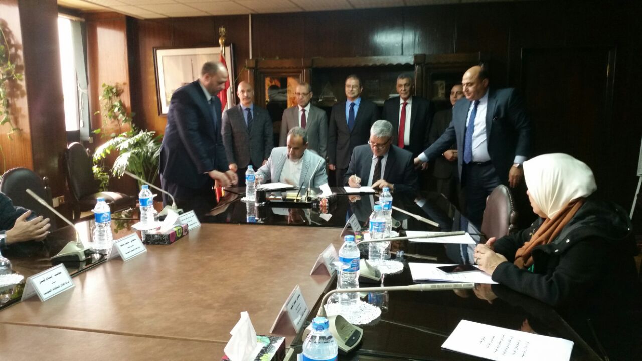 توقيع عقد حزمة الخزانات لمشروع اسيوط 3 بالوليدية.....